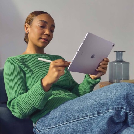 Планшет Apple iPad Air 13" 1Tb (2024) Wi-Fi + Cellular серый космос